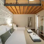 Monaco House Com Jacuzzi E Estacionamento Ferienhaus