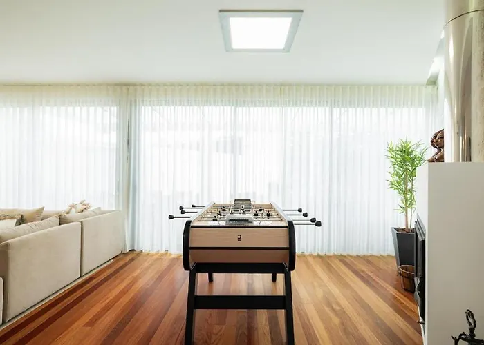 Monaco House * Ponta Delgada