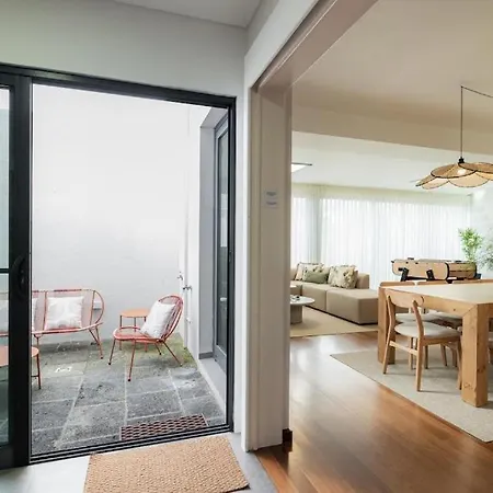 Monaco House * Ponta Delgada