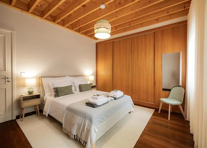 Monaco House Com Jacuzzi E Estacionamento